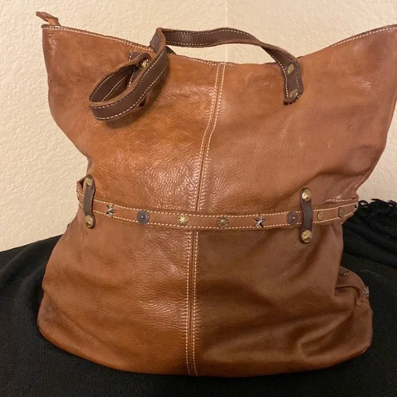 Italian Leather Bag - Picture 4 of 7